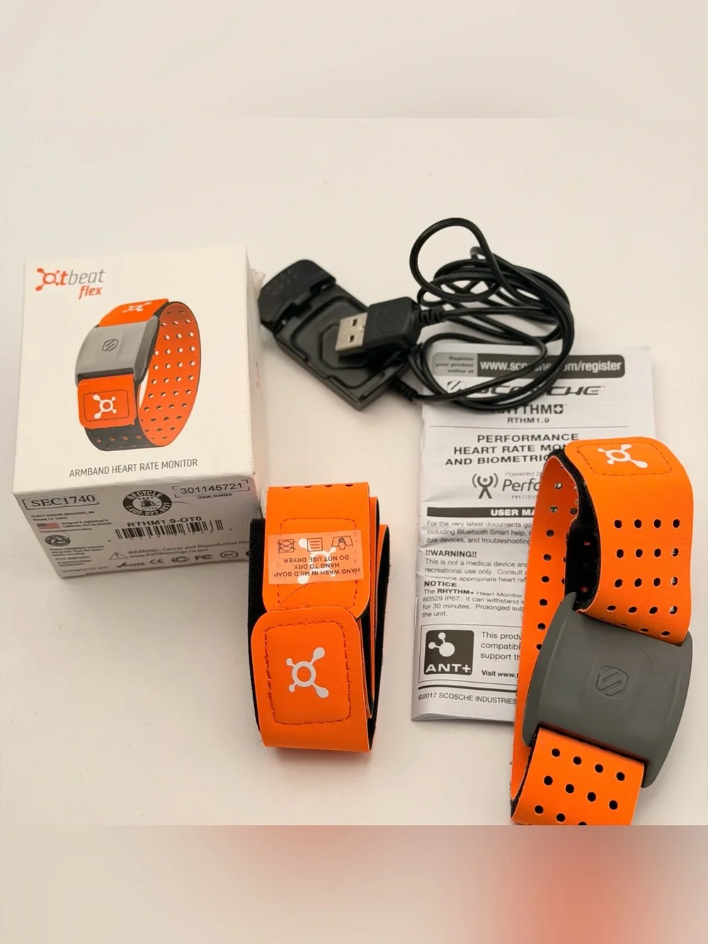 Orange Theory Fitness tracker, New, box, Extra band, Charger